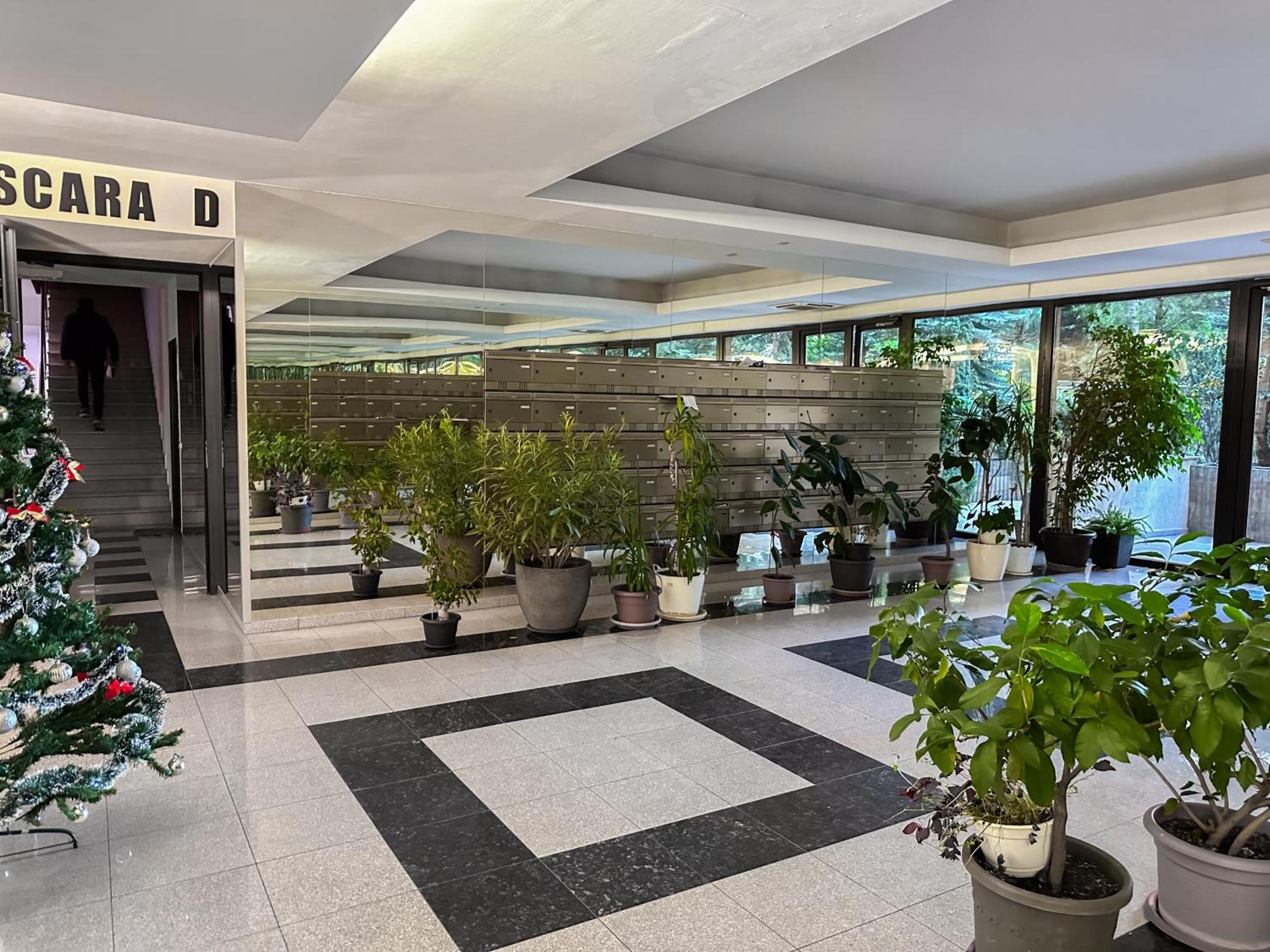 Garden Apartment - Herastrau Park 3Min Walk بوخارست المظهر الخارجي الصورة